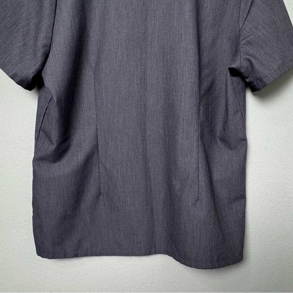 Figs Catarina One-Pocket Scrub Top in Graphite Gray Style# FW100 Size XL - Picture 9 of 12